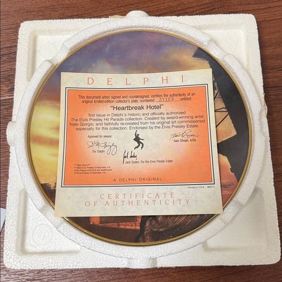 ELVIS PRESLEY
HEARTBREAK HOTEL
COLLECTOR PLATE NATE
GIORGIO 1ST ISSUE - Picture 9 of 14
